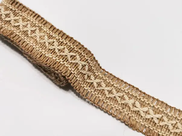 banda iuta impletita