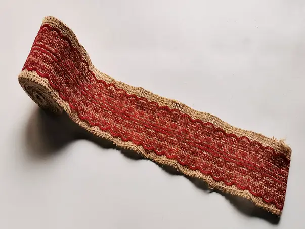 banda iuta natur cu dantela visinie