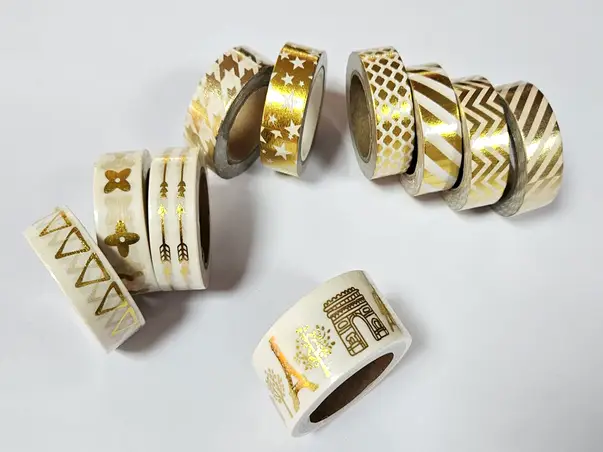 benzi washi cu model auriu