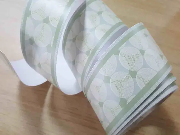 bordura decorativa autoadeziva vernil detaliu