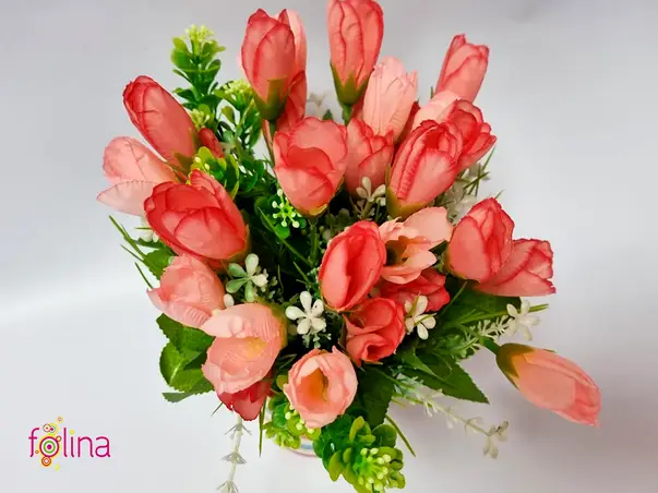 branduse artificiale roz decoratiune bucatarie