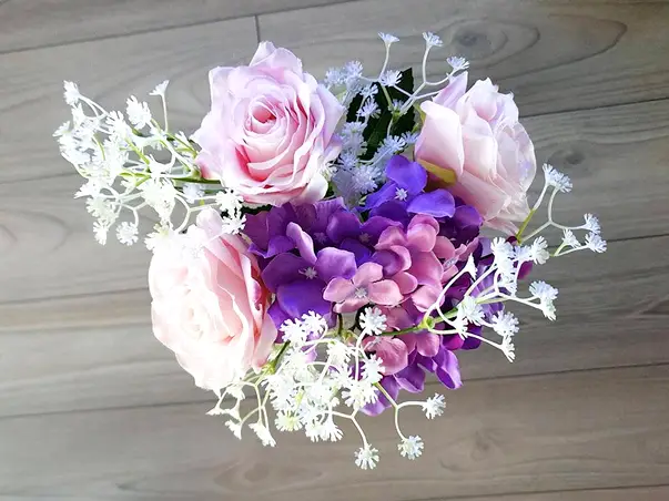 buchet cu 3 trandafiri artificiali roz