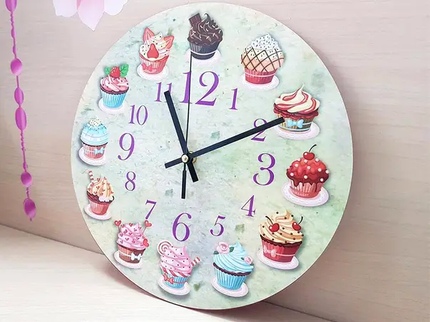 ceas perete bucatarie briose