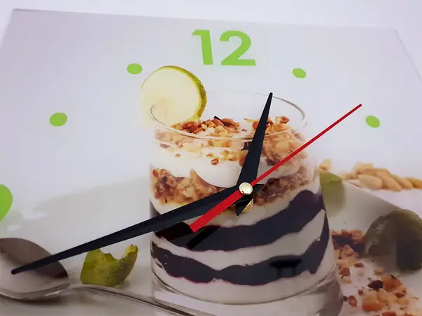 ceas perete model prajitura