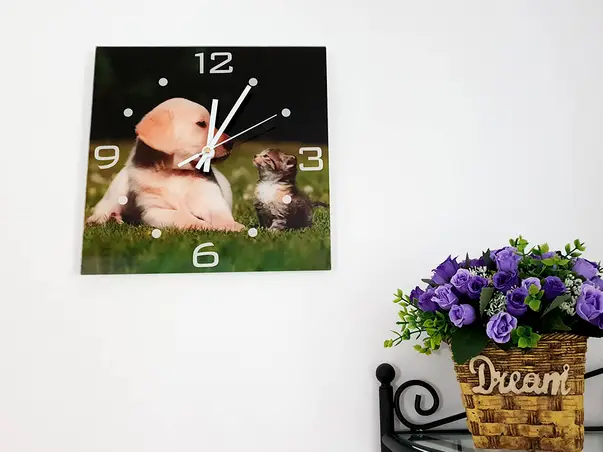 ceas perete prieteni