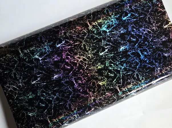 colant negru holografic marmura neagra