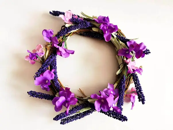 coronita decorativa folina flori mov 25 cm