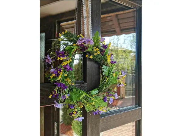 coronita pentru usa cu flori artificiale flori de camp