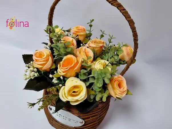 cos decorativ cu flori crem