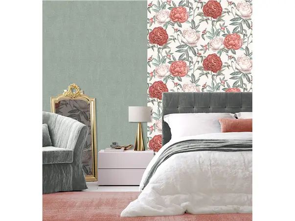 decor dormitor cu tapet floral crem