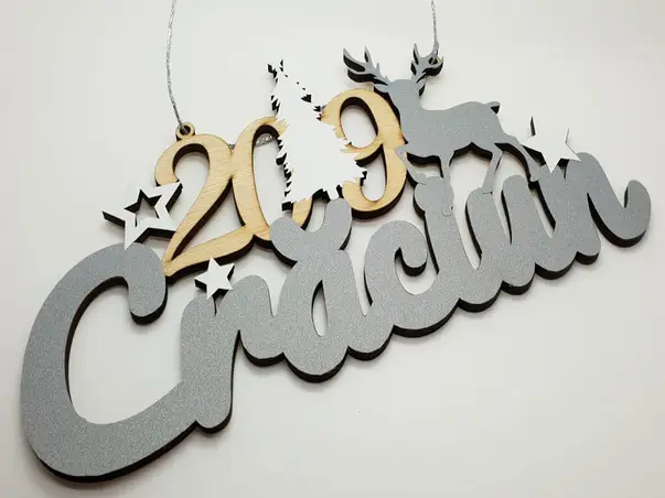 decoratiune din lemn craciun 2019