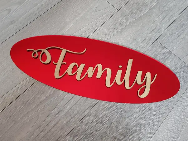 decoratiune oglinda rosie family