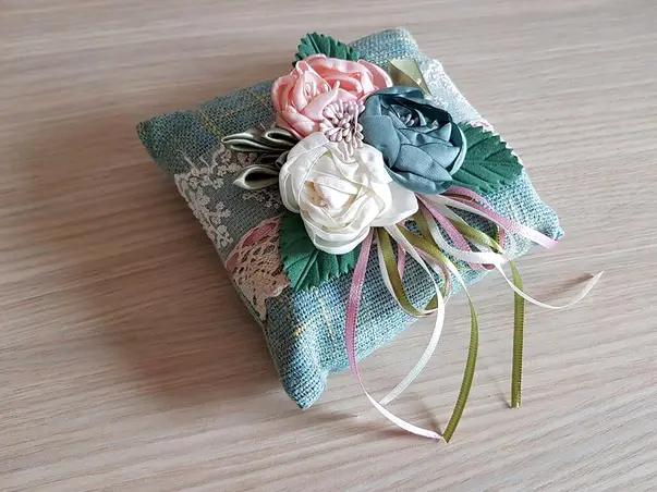 decoratiune saculet parfumat vernil