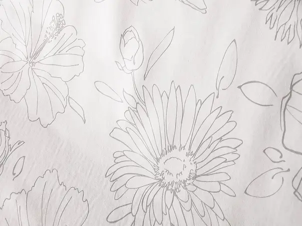 fata de masa cu flori gri palmas natur