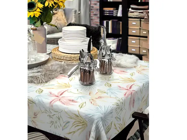 fata de masa impermeabila alba tropia