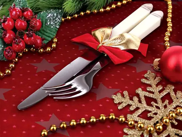 fata de masa impermeabila rosie scarlet