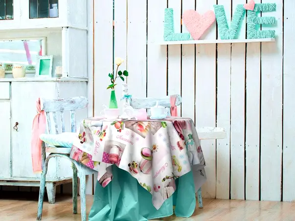 fata de masa musama imprimeu prajituri