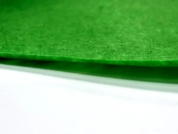 fetru la metru pasla verde cu grosime de 1 mm la ime 100cm 2