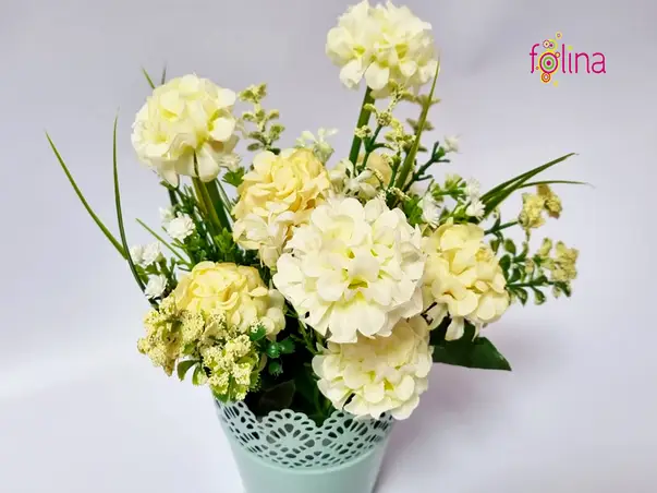 flori artificiale crem