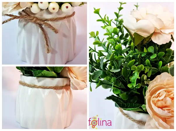 flori artificiale in vas ceramica alba