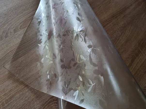 folie 1 5 mm transparenta cu flori