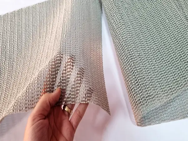 folie antialunecare sertare