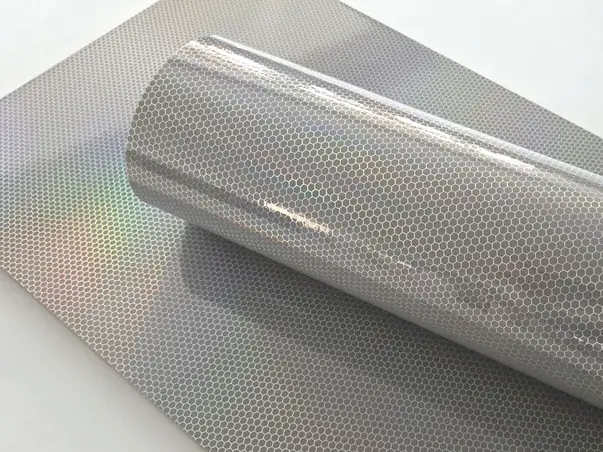 folie auto gri holografica