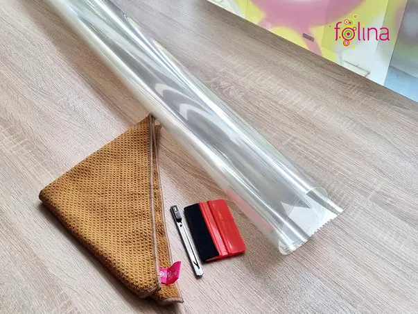 folie autoadeziva protectie blat mobila