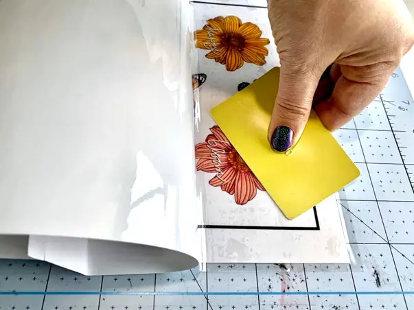 folie de laminare lucioasa in rola 2