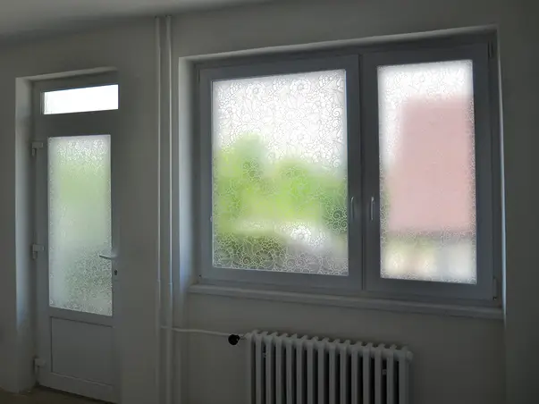 folie geam autoadeziva basia model floral mandala fgf165 s4