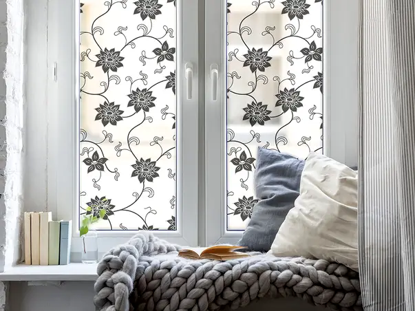 folie geam autoadeziva dora flori negre 9515 s1
