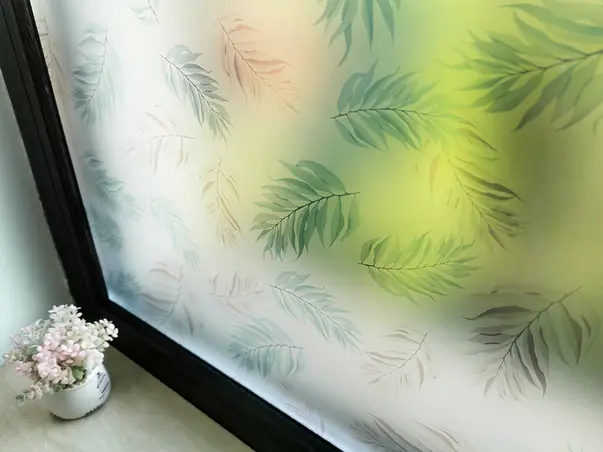 folie geam autoadeziva folina model frunze pastel 100 cm latime
