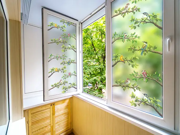 folie geam autoadeziva model crengi si pasari buzunnew sablare tip bordura 50x200cm s02