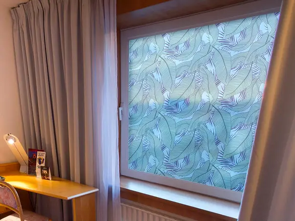 folie geam autoadeziva model frunze albastre albastru fgf203 s1