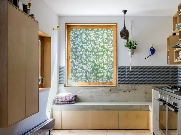 folie geam autoadeziva model frunze verzi si flori fgf162 s2