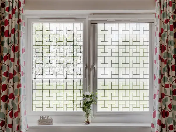 folie geam autoadeziva model geometric alb 1