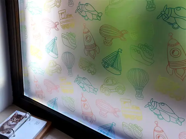 folie geam autoadeziva toys 3