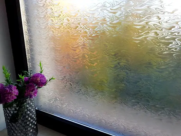 folie geam decorativa autoadeziva fumurie