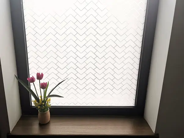 folie geam electrostatica chester dcfix imprimeu alb