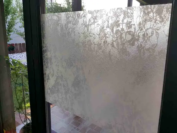 folie geam electrostatica imprimeu alb