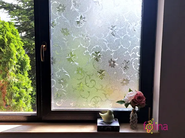 folie geam folina sablare cu model floral clasic