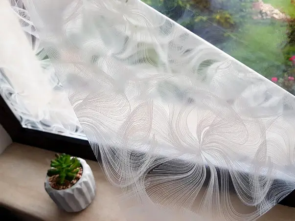 folie geam intimitate tara