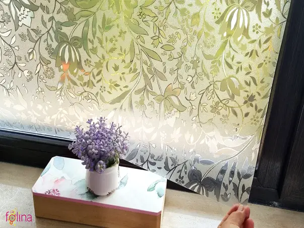 folie geam mata sablare cu model floral