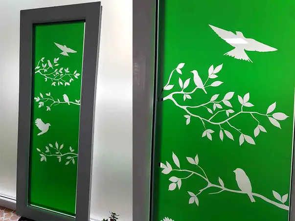 folie geam sablat verde pasare