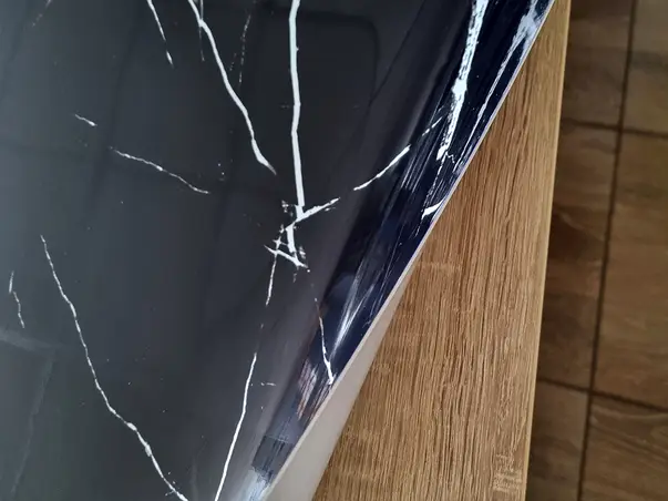 folie marmura neagra protectie blat