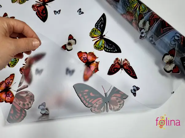folie protectie blat masa transparenta cu fluturi colorati