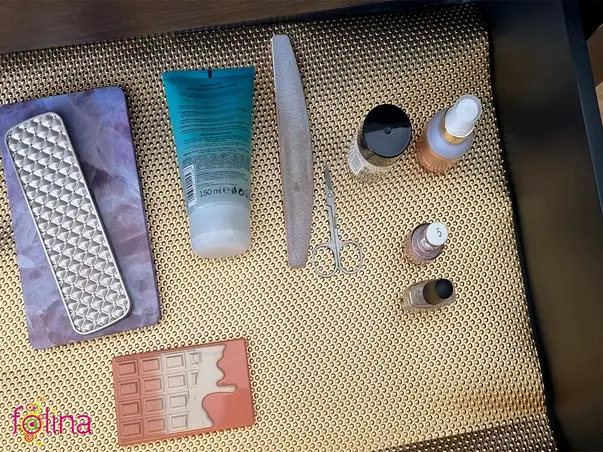 folie protectie sertar aurie folina