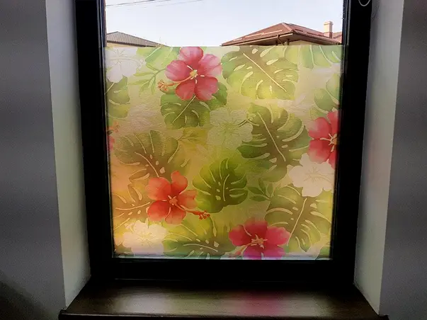 folie sablare cu model floral tropical