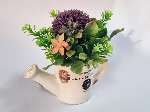 folina decoratiune cu flori artificiale mov