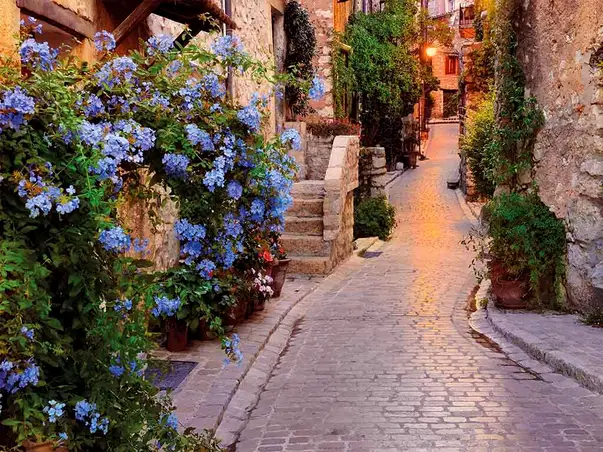 fototapet peisaj vicolo komar